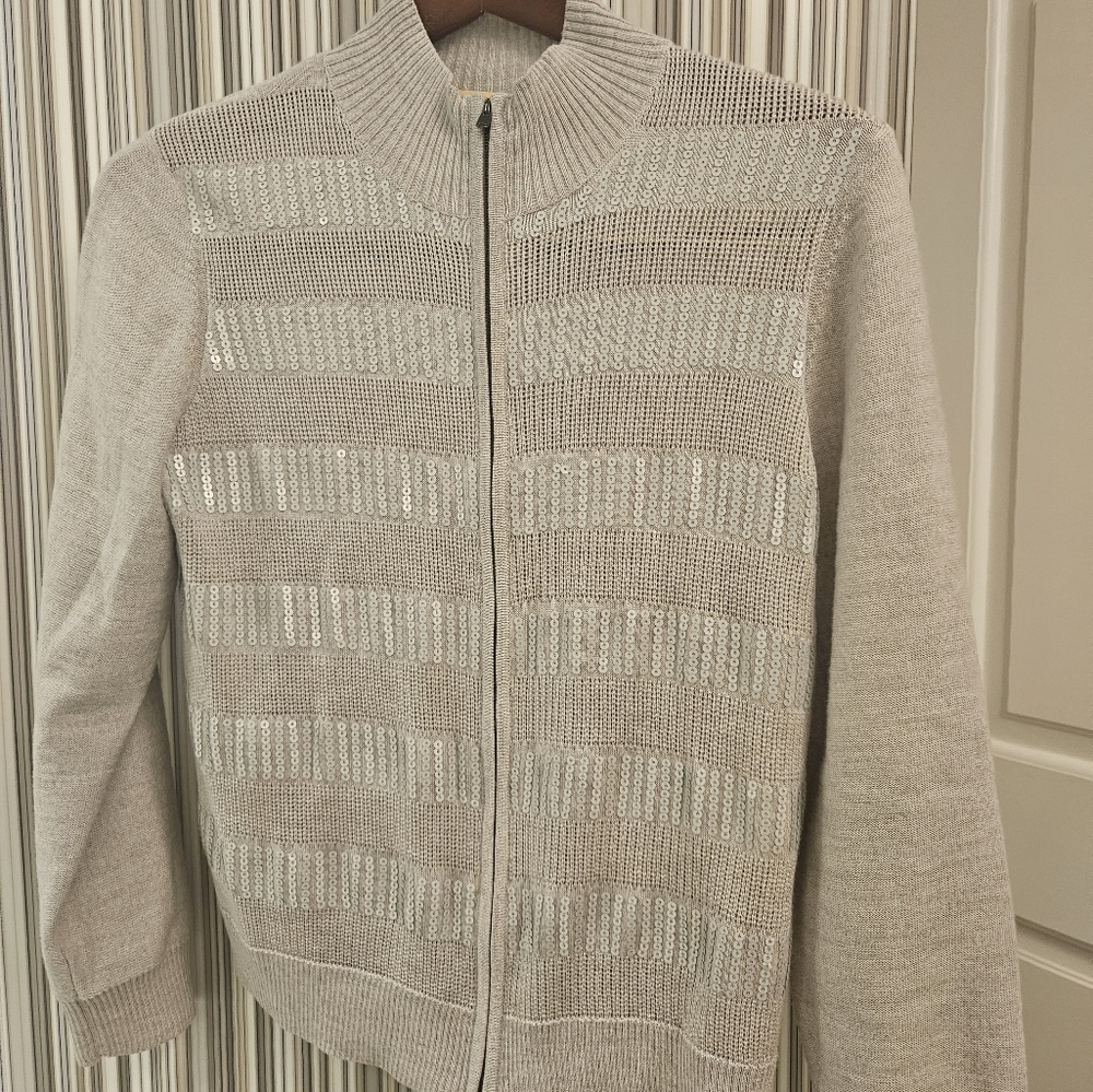 St John Designer sweater in Grey size Medium